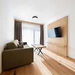 Apartamento A Casa Granat
