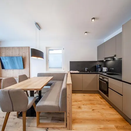 A Casa Granat * זולדן